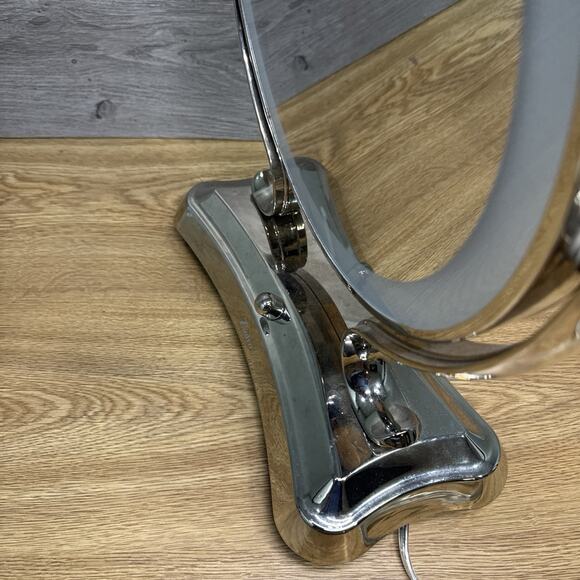 Zadro Glamour Lighted Vanity Mirror GLA75 – Dual 5x/1x Magnification Swivel - Picture 8 of 12